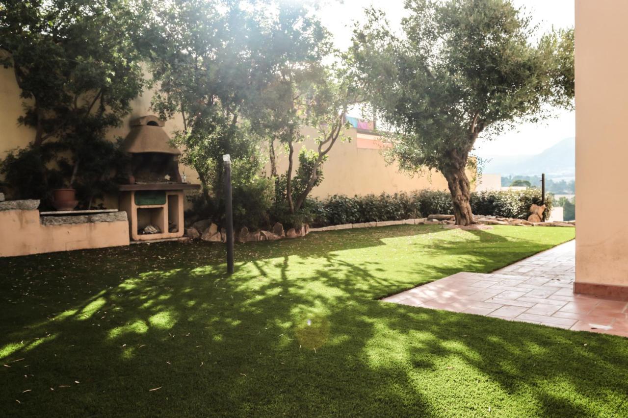 Rental Villa Bb Olbia Exterior foto